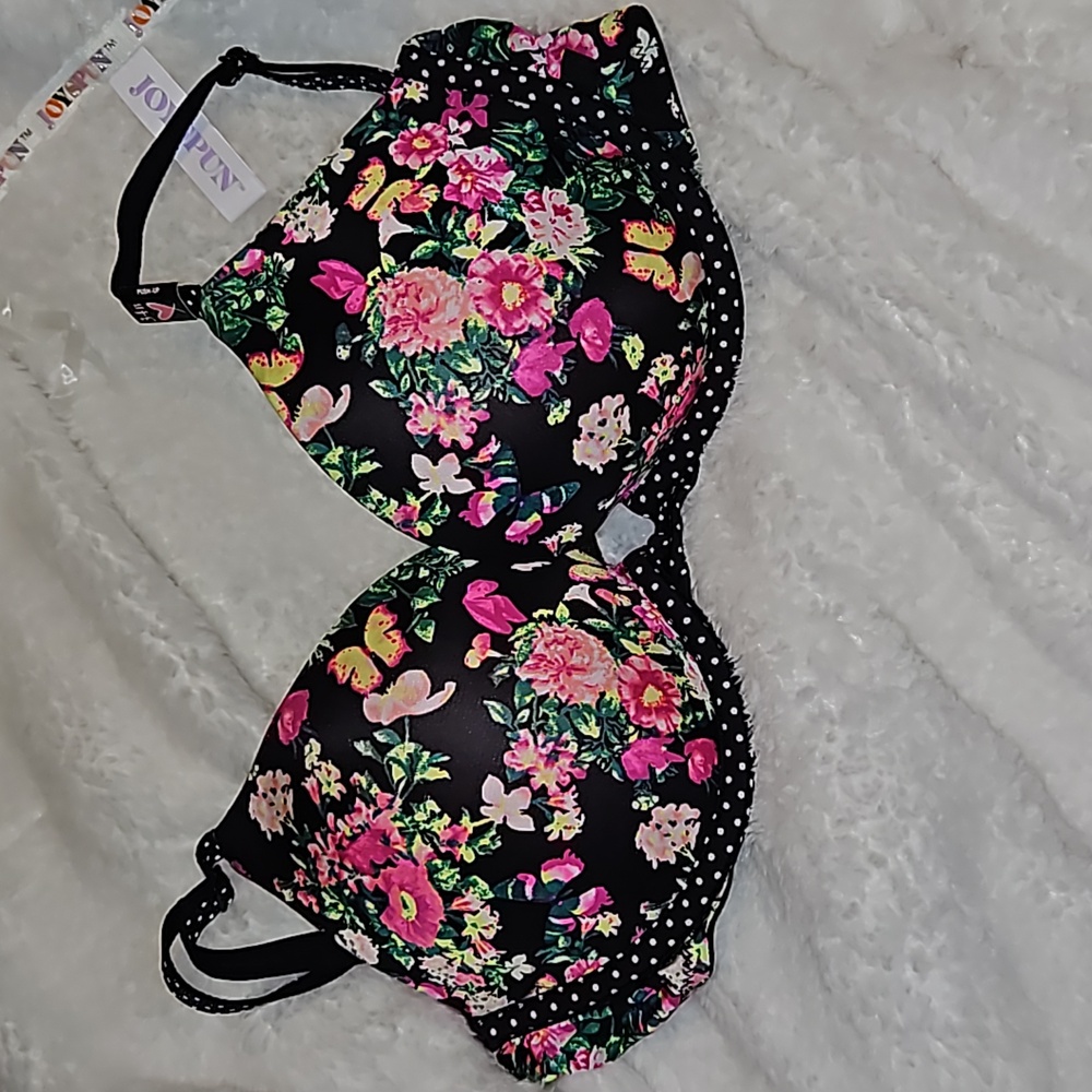 NWT Victoria's Secret push up